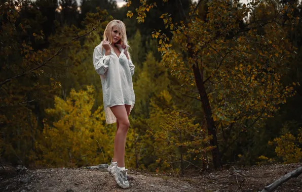 Women, brunette, blonde, necklace, socks, sneakers, white socks, white shirt
