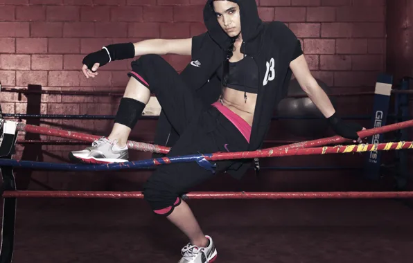 Look, pose, figure, actress, the ring, ropes, Nike, hair