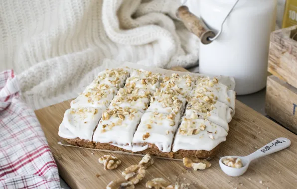 Picture cake, nuts, cream, cakes, delicious, carrot