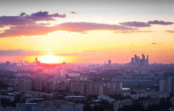 Picture the sky, the sun, clouds, sunset, the city, building, home, panorama