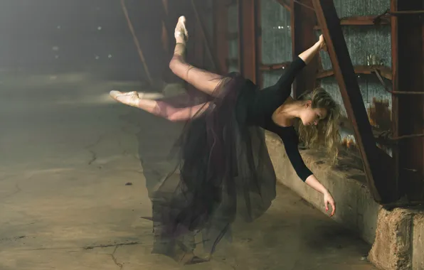 Flight, ballerina, levitation