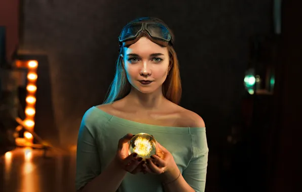 Picture girl, balls, glasses, Ivan Losev