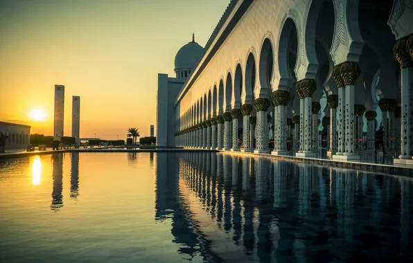 The city, Abu Dhabi, Grand Mosque