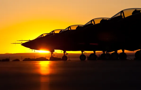 Picture the sun, the airfield, aircraft
