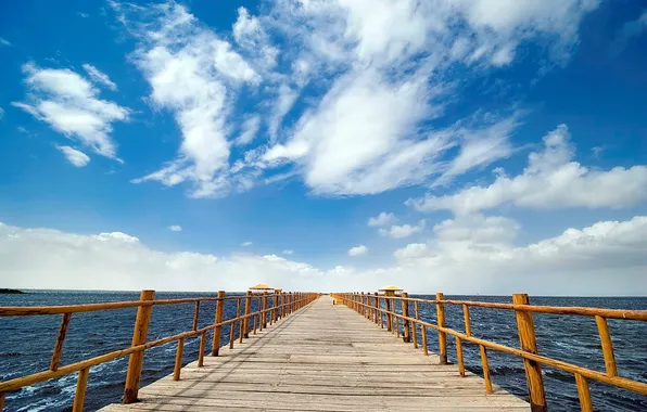 Picture sea, the sky, water, clouds, pierce