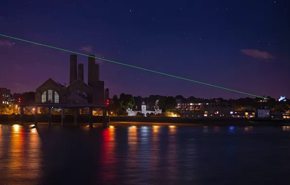 England, laser show, Greenwich, installation of "0-degrees"