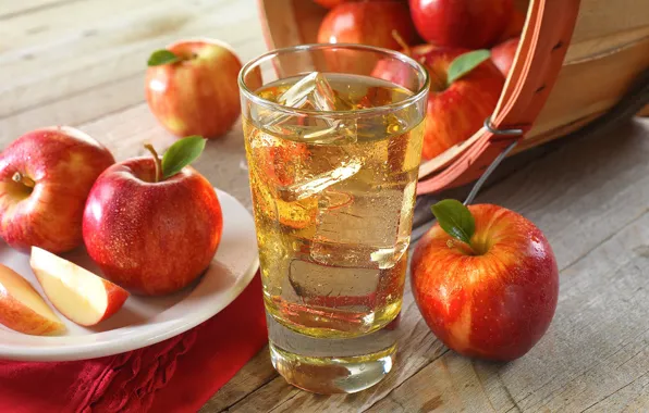 Picture glass, apples, juice