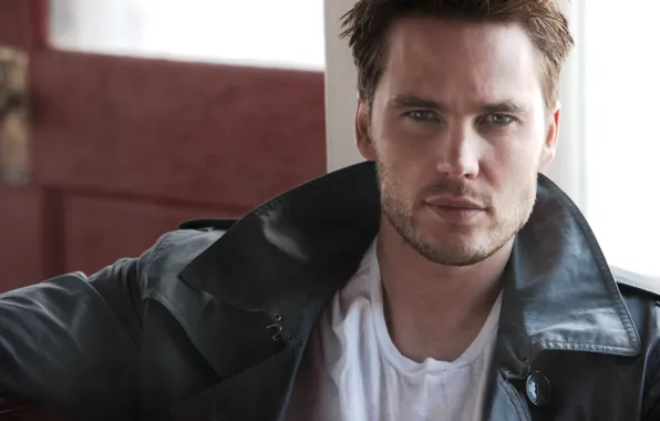 Look, face, jacket, t-shirt, actor, male, guy, Taylor Kitsch