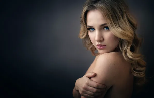 Portrait, makeup, sponge, Kristina Smirnova