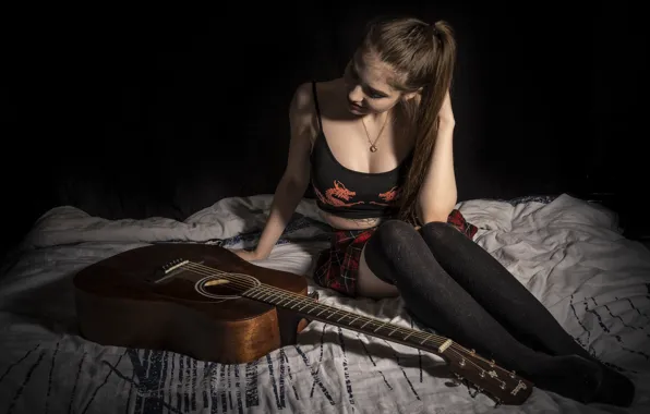Picture girl, music, guitar