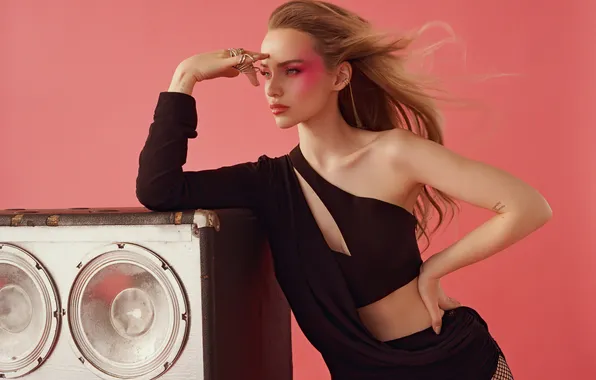 Decoration, pose, style, background, portrait, makeup, actress, hairstyle