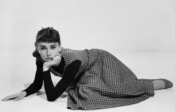 Picture photo, the film, dress, actress, black and white, Audrey Hepburn, Sabrina