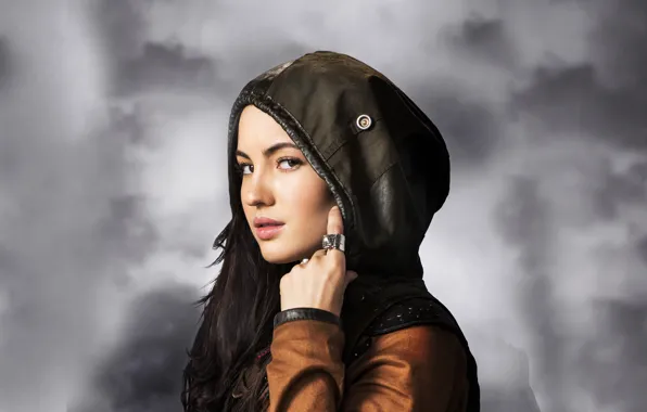 Girl, actress, hood, Ivana Baquero