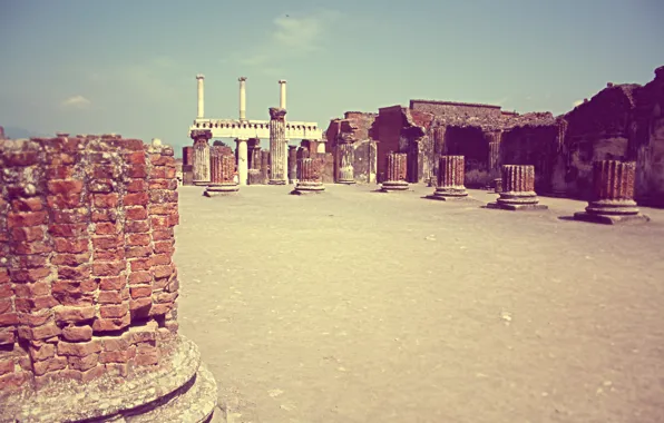 The sky, brick, column, Italy, Pompeii, pompei