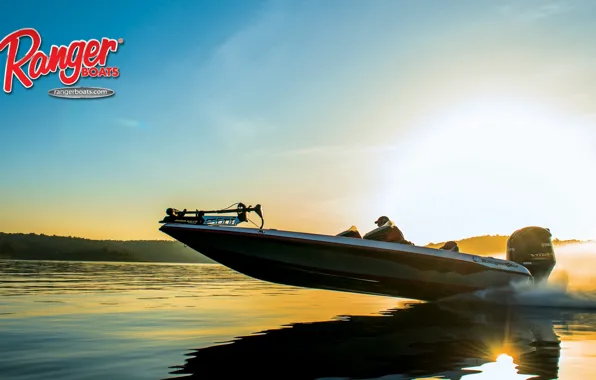 The sky, water, shore, motor, boat, Ranger