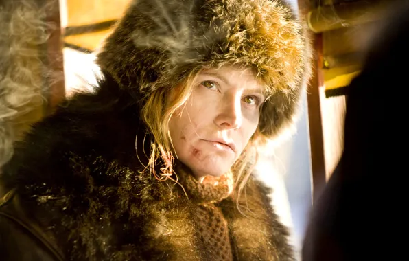Picture actress, characters, Jennifer Jason Leigh, Daisy Domergue, Disgusting Eight