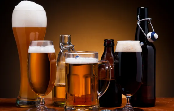 Foam, beer, glasses, bottle, dark, light