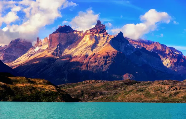 Picture the sky, clouds, mountains, Chile, South America, National Park Torres del Paine, Lake Pehoé
