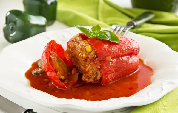 Picture the second dish, main dish, stuffed with meat and vegetables, Red pepper stuffed with meat …
