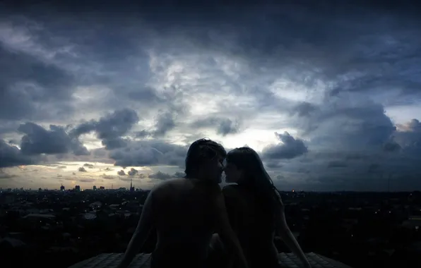 Roof, clouds, love, the city, the evening, pair