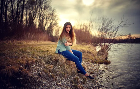 Picture jeans, legs, sponge, curls, on the shore, Reinhard Fuerst Berger, Deep Sun At The Lake