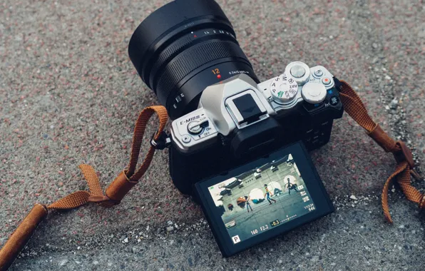The camera, screen, Olympus OM-D, E-M10 Mark III