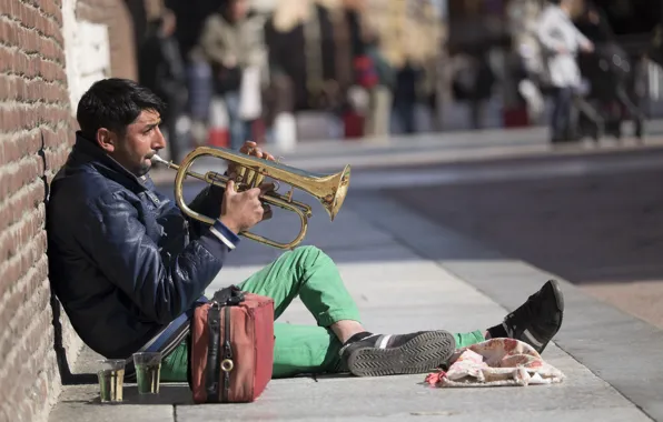 Street, people, pipe