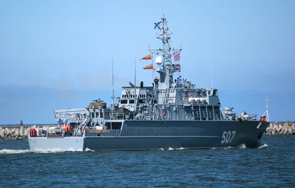 Minesweeper, Alexander Obukhov, anti-mine ship