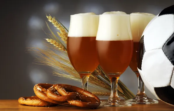 Picture foam, table, the ball, food, beer, glasses, dark, pretzels