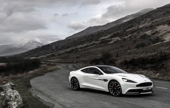 Aston Martin, Aston Martin, UK-spec, Vanquish, vankvish, 2014, Carbon White