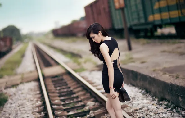 Picture girl, railroad, Asian