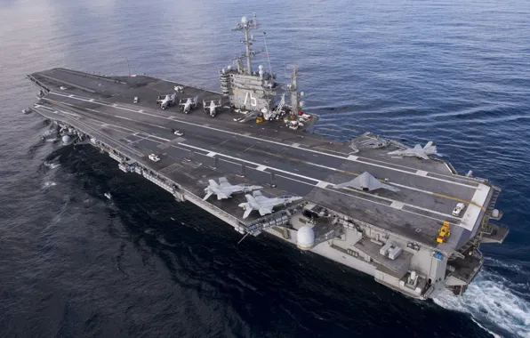 Picture USA, Navy, on the aircraft carrier Harry Truman, Management of carrier-based UAV, X-47B