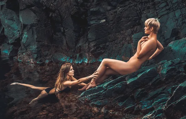 Stones, girls, naked, Tonny Jørgensen, Liv Kristine, Swimming girls, Sofie G. Hansen