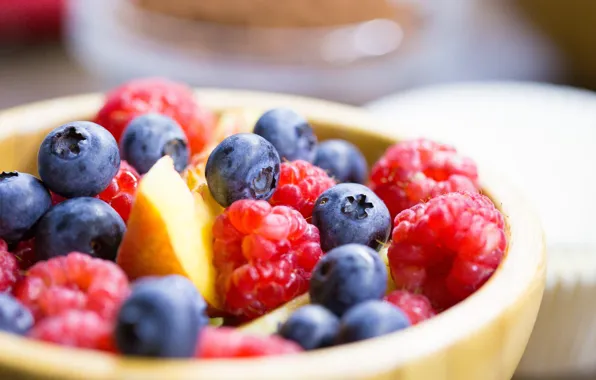 Macro, berries, raspberry, blueberries, bowl, bokeh, blurred background, blueberries