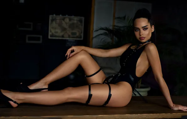SHOES, LOOK, BRUNETTE, FIGURE, STRAPS, photographer Alexander Pavlyuk, Model Stana Kosey