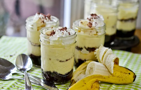 Picture jars, banana, dessert, spoon