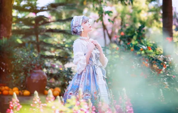 Picture summer, look, girl, light, flowers, nature, hands, garden