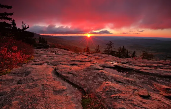 The sun, rays, sunset, mountains, nature, USA, North Carolina