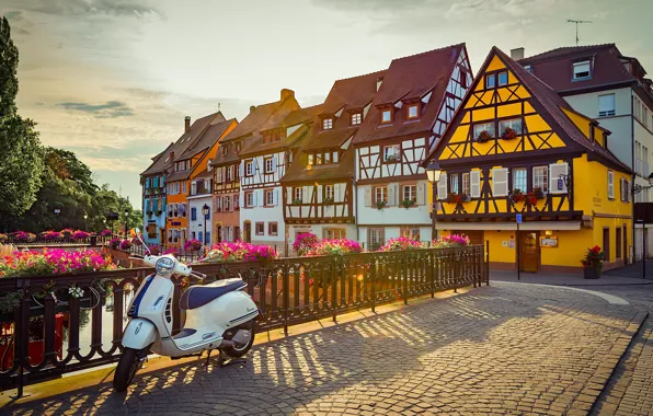 Picture the city, France, home, channel, scooter, Colmar, Naberezhnaya