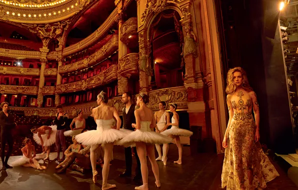 Picture theatre, ballet, Natalia Vodianova, ballerina
