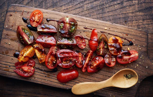 Tomatoes, tomatoes, spices