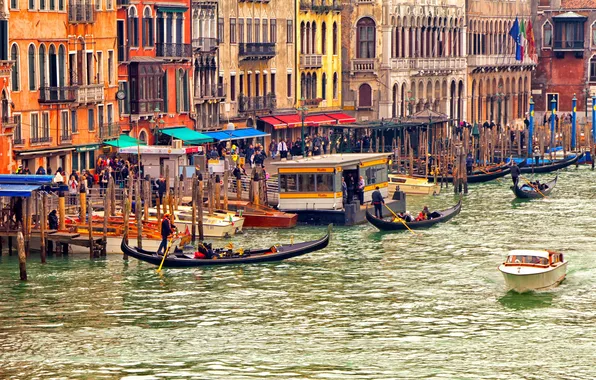 Picture boats, Venice, gandoli, tourists