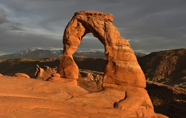 Picture the sky, mountains, rock, arch, Utah, USA, Arches National Park