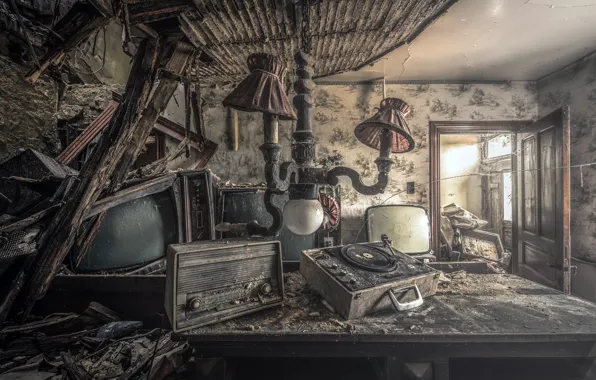 Table, room, things