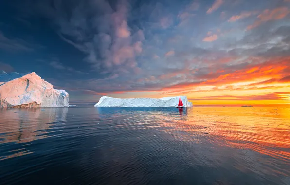 Sea, boat, sails, floe