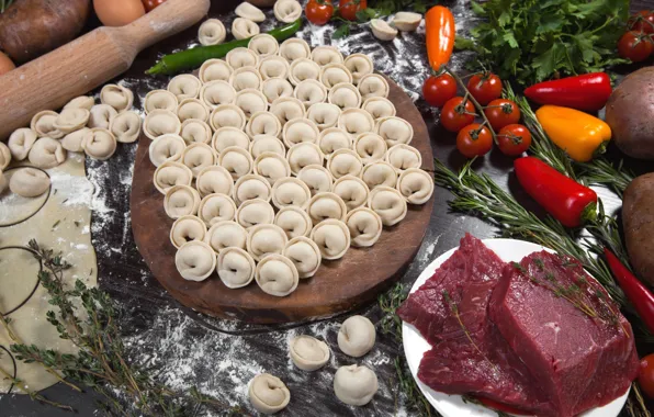 Picture meat, pepper, vegetables, tomatoes, dumplings