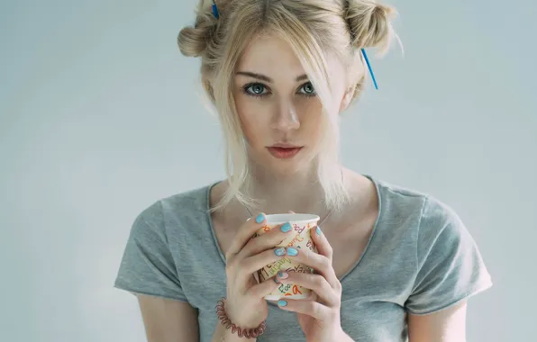 Look, girl, background, hands, makeup, Mike, hairstyle, blonde