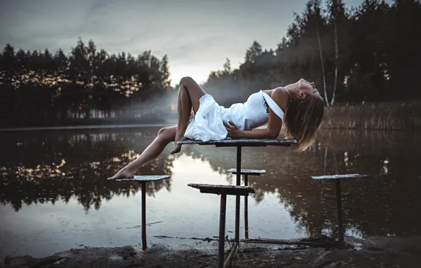 Picture pose, lake, table, mood, feet, morning, on the table