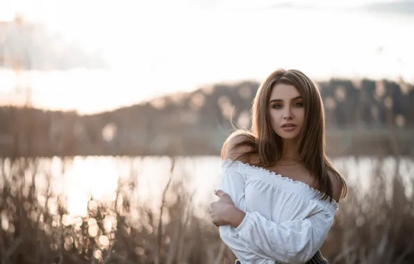 Look, landscape, model, portrait, makeup, hairstyle, blouse, brown hair
