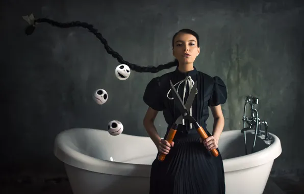 Picture girl, bath, braid, scissors
